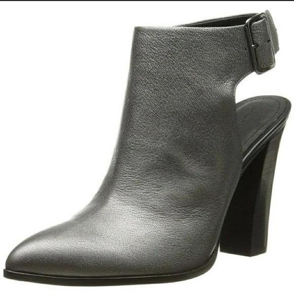 Pour La Victoire Zuri Pewter Metallic Cut-Out Booties‎ (Size 8M) Y2K